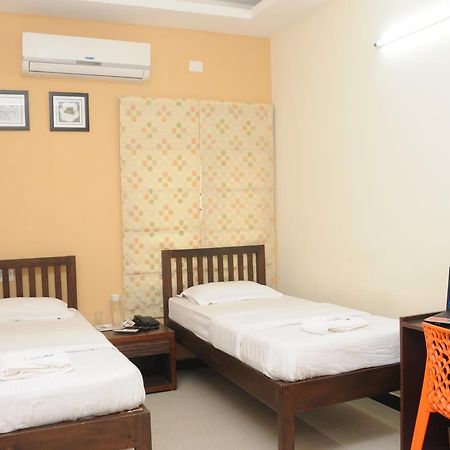 Hotel Orangeinn Omr Perungudi Chennai Exterior foto