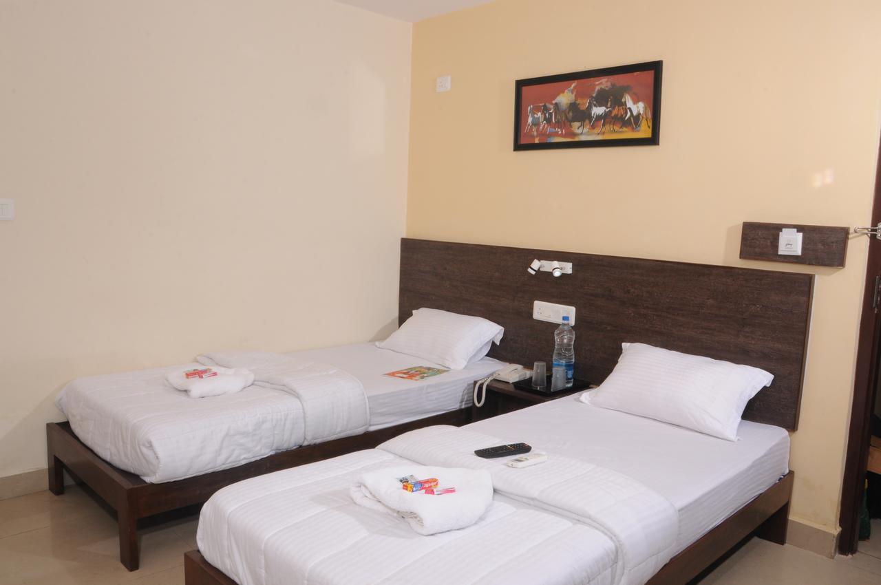 Hotel Orangeinn Omr Perungudi Chennai Exterior foto