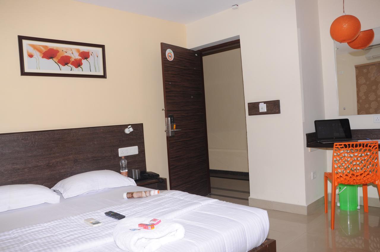 Hotel Orangeinn Omr Perungudi Chennai Exterior foto