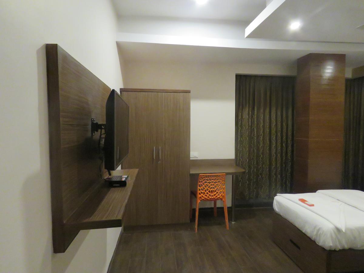 Hotel Orangeinn Omr Perungudi Chennai Exterior foto